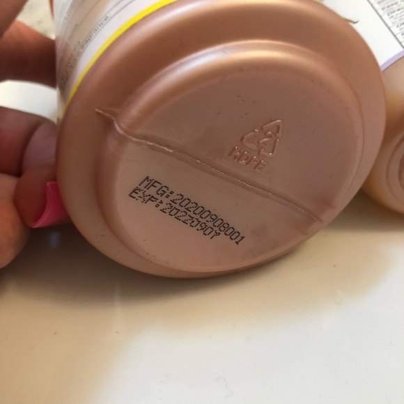 Kendall & Kylie set of 3 skincare bundle Must bundle - Picture 10 of 16